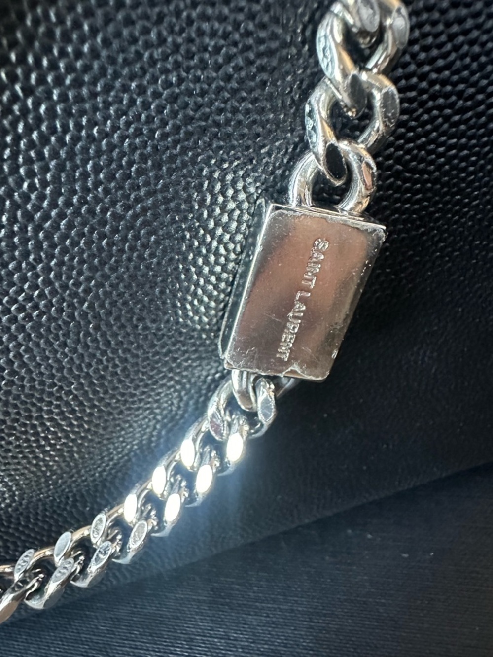 SAINT LAURENT KATE MEDIUM CHAIN BAG WITH TASSEL IN GRAIN - Picture 13 of 17
